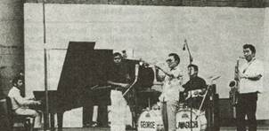 ̎ʐ^ɎʂĂl

x̐xŎIɐꂽ