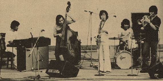 ʐ^, Â, , I ܂܂Ă摜

Iɐꂽ